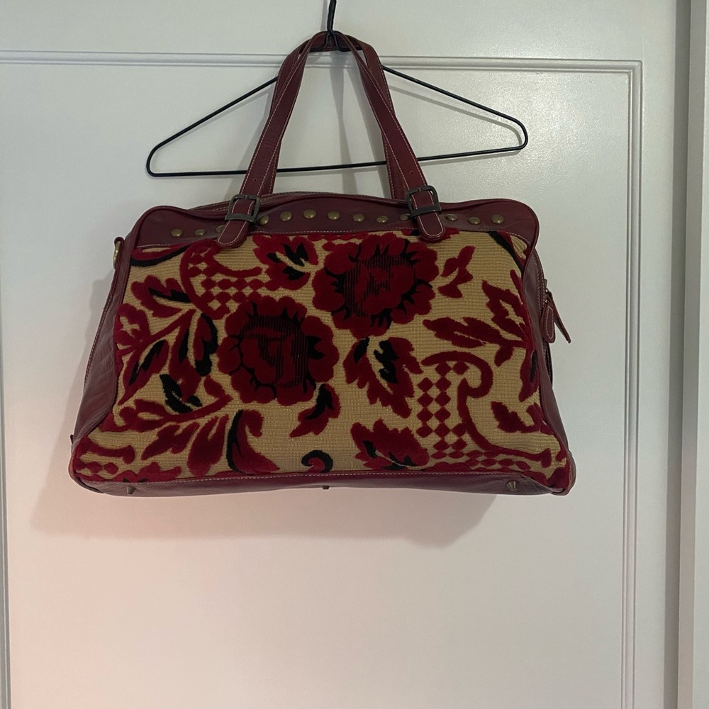 Isabella Fiore Weekend Overnight Bag Burgundy Tapestry